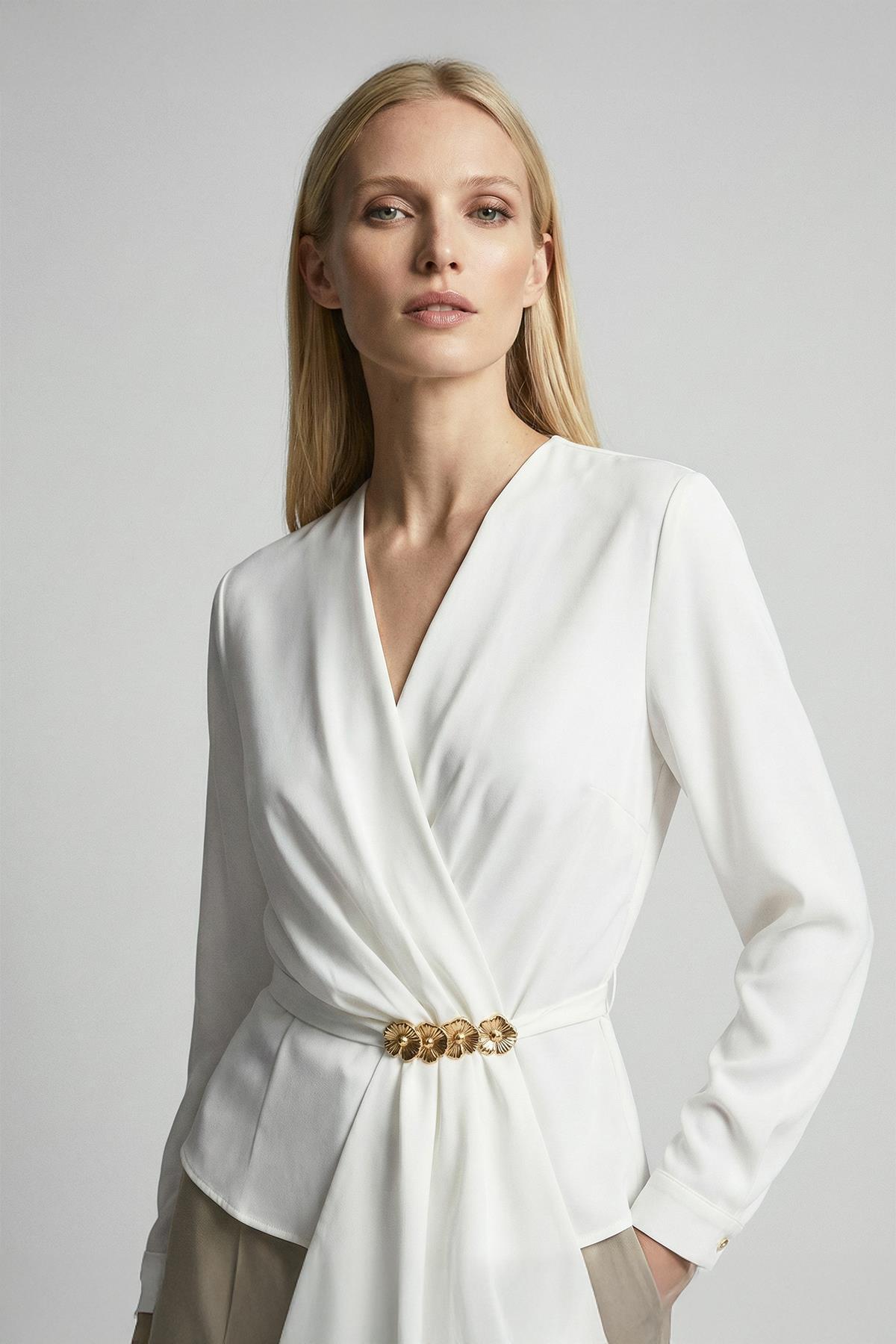 251279 Kruvaze Yaka Uzun Kol Bluz Ekru 