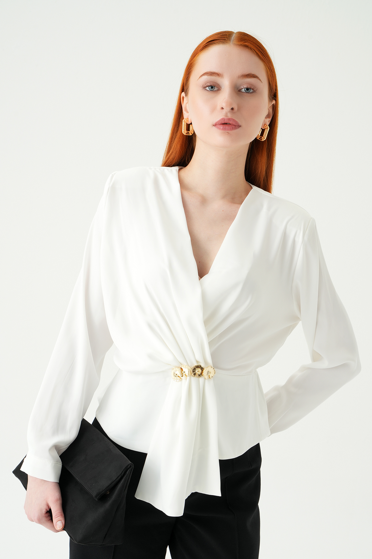 Ekru Kruvaze Yaka Taş Toka Detaylı Uzun Kollu Kadın Bluz 251279 - 6