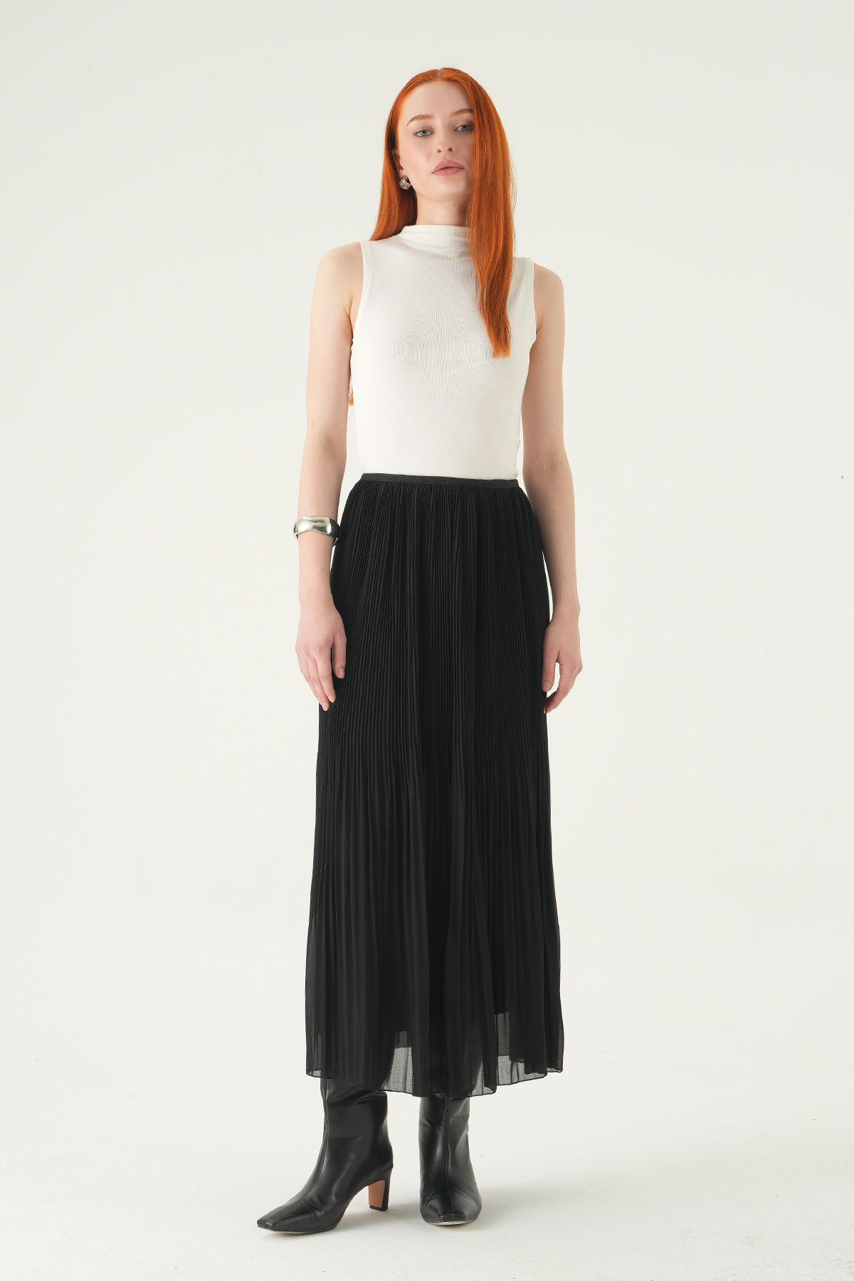 Siyah Bel Lastikli Piliseli Etek 251358 - 1