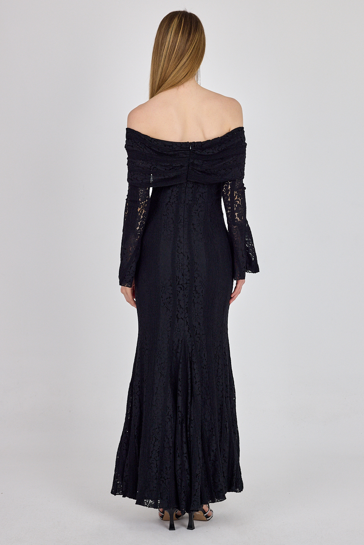 Siyah Kayık Yaka Kloş Kol Detaylı Dantel Elbise 251625 - 5