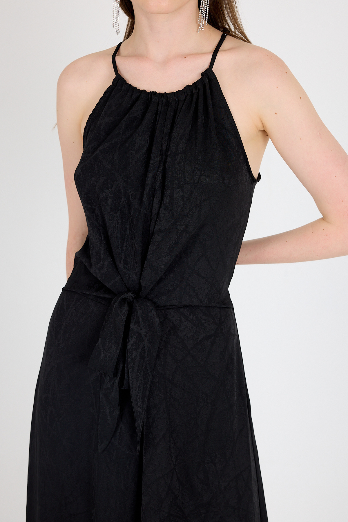 Siyah Yırtmaçlı Bağlama Detaylı Desenli Uzun Elbise 251656 - 4