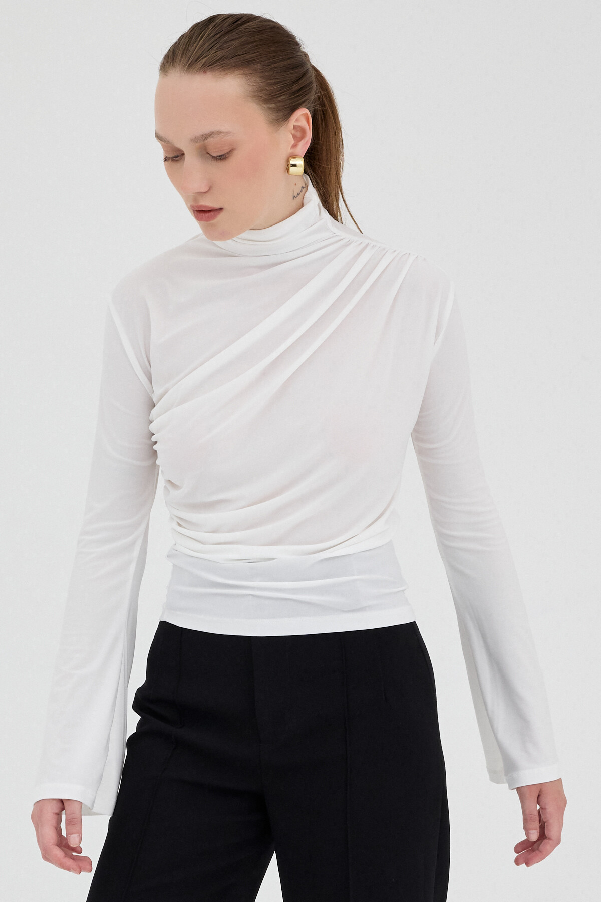 Ekru Balıkçı Yaka Drapeli Bluz 2517 - RAYS