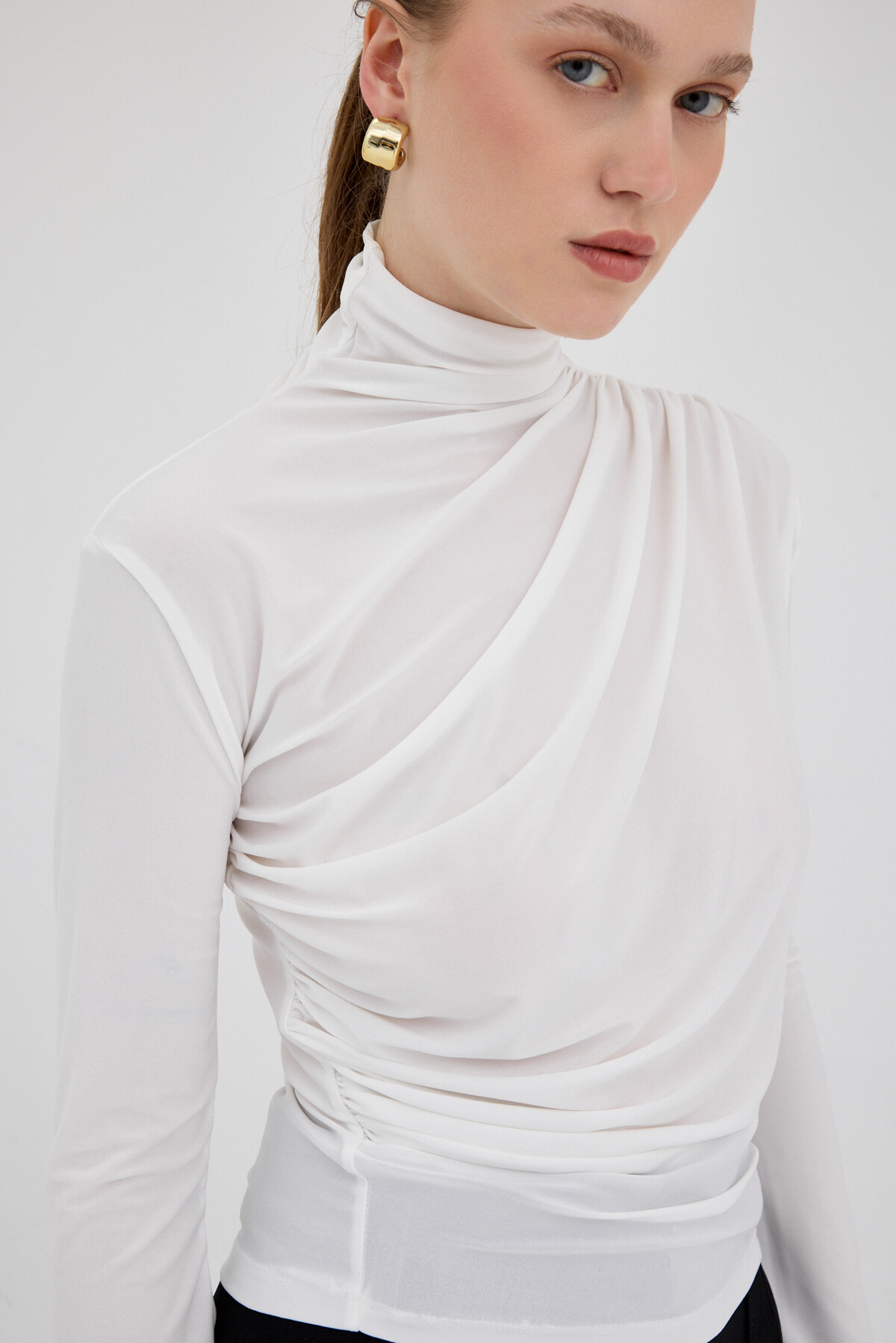 Ekru Balıkçı Yaka Drapeli Bluz 2517 