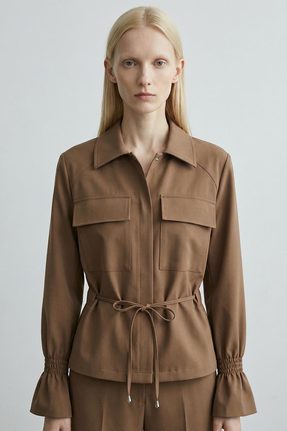 251856 Kol Lastikli Düğmeli Ceket Koyu Vizon - RAYS