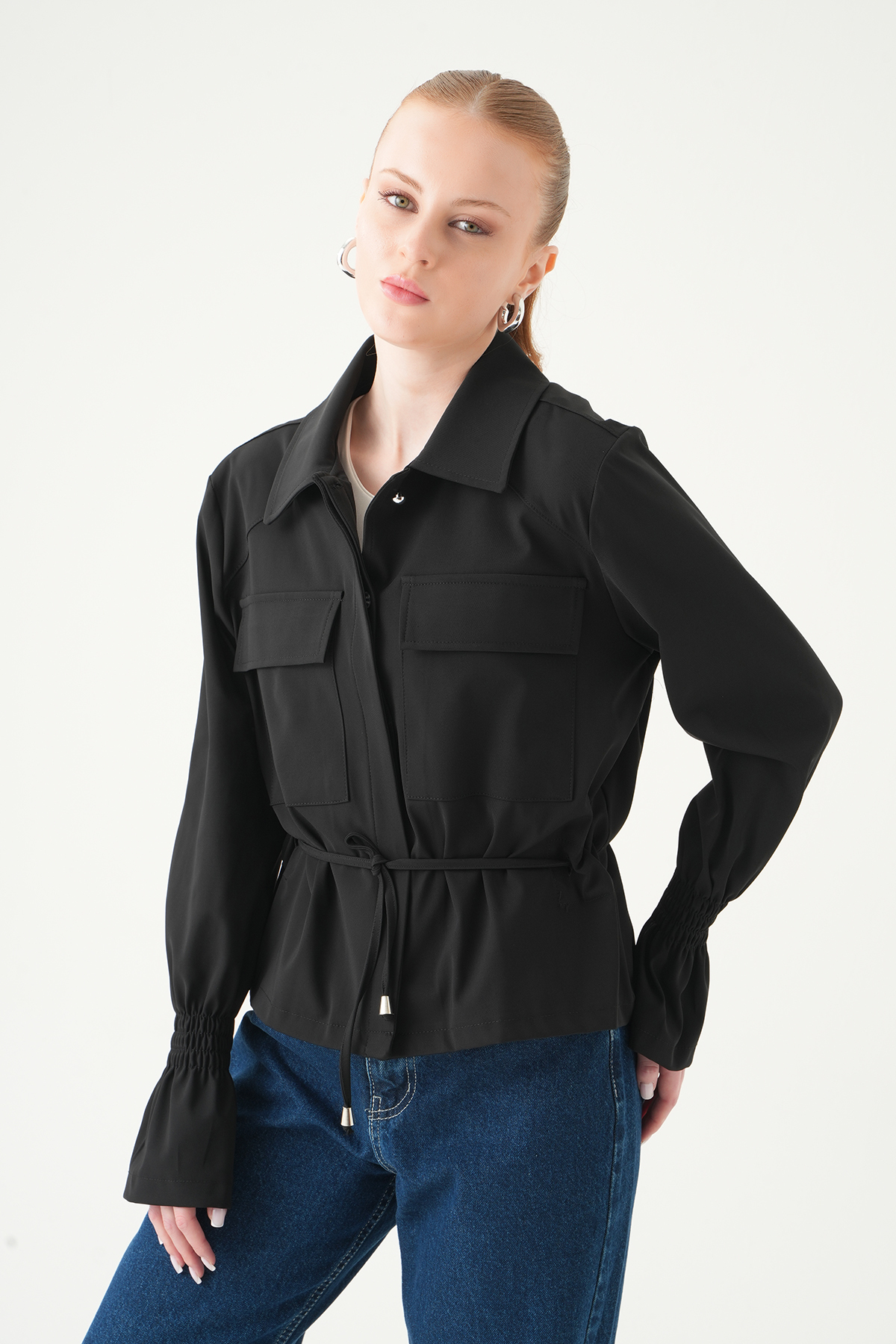 Siyah Kol Lastikli Düğmeli Ceket 251856 - 2