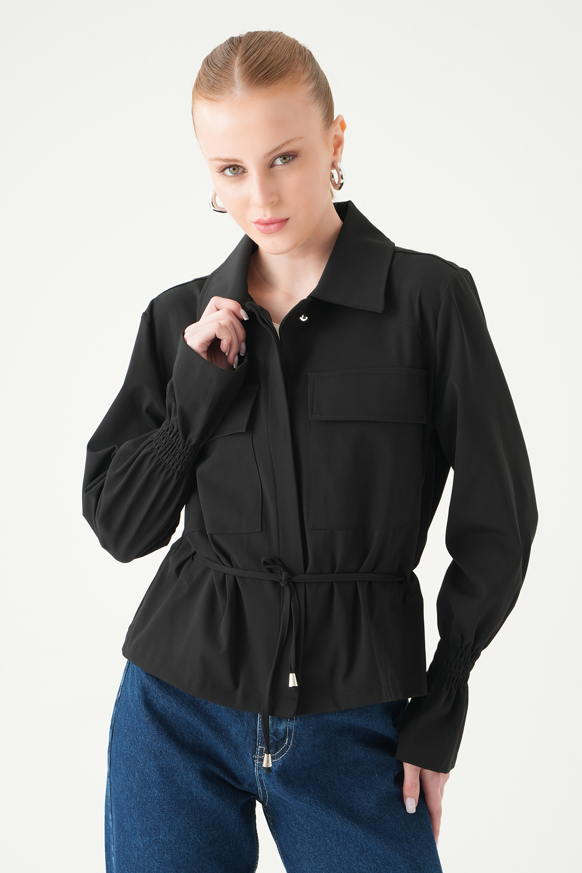 Siyah Kol Lastikli Düğmeli Ceket 251856 - 6