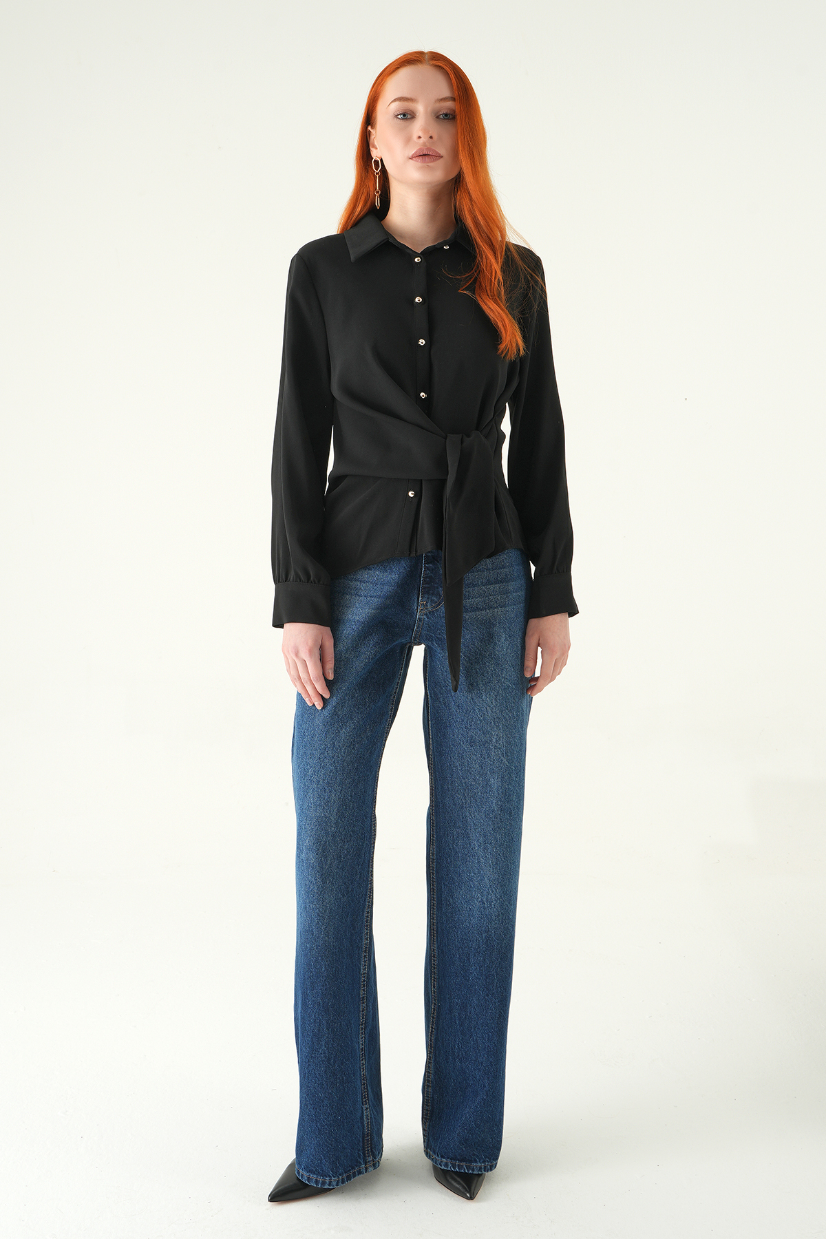 Siyah Ön Bağlamalı Gömlek 252103 - 3