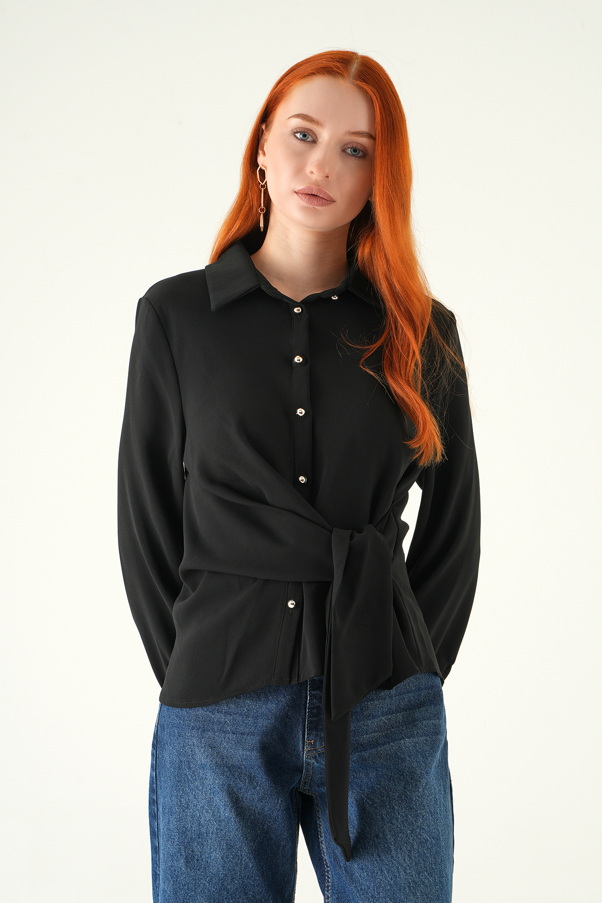 Siyah Ön Bağlamalı Gömlek 252103 - 6