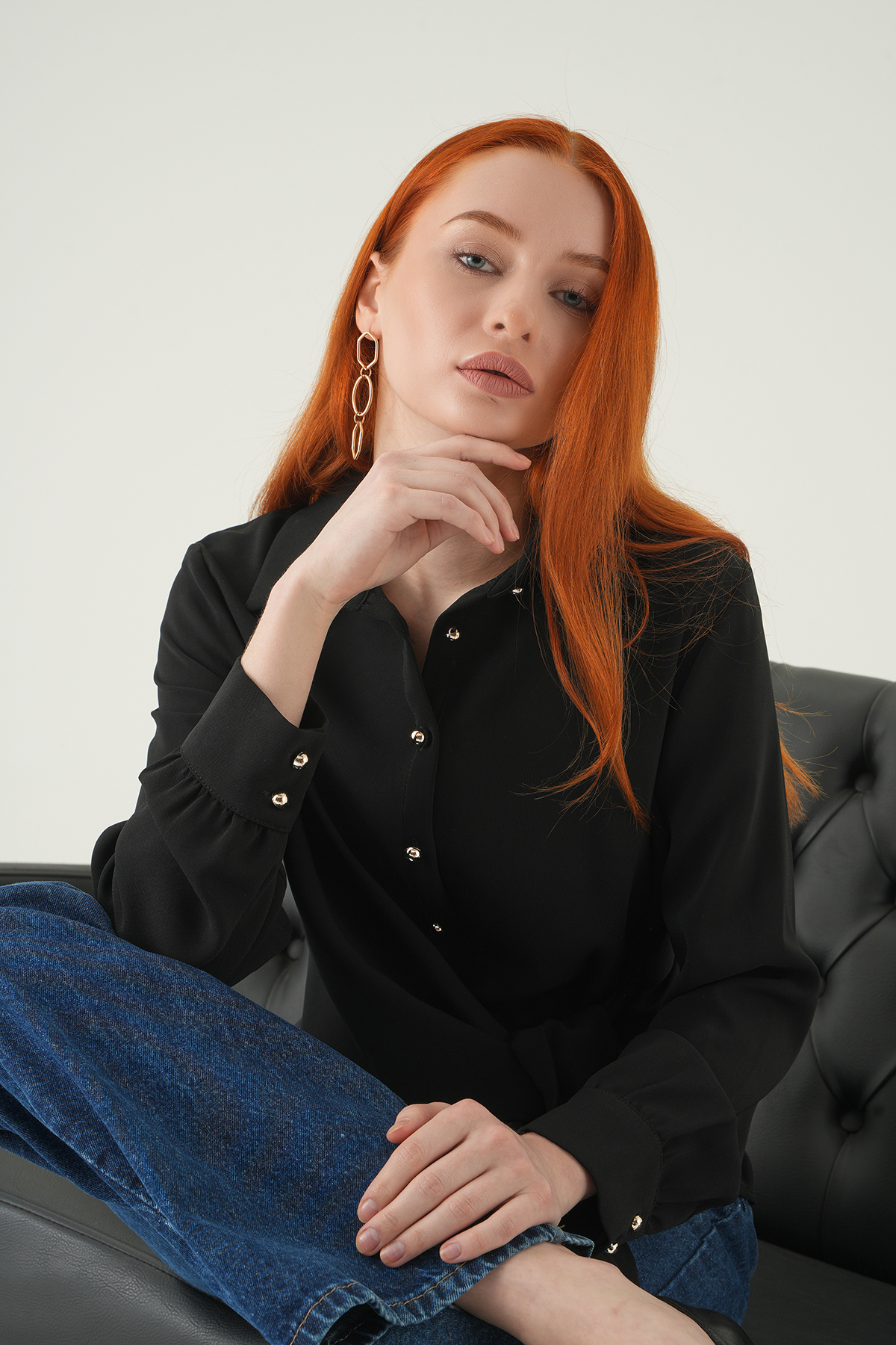 Siyah Ön Bağlamalı Gömlek 252103 - 7