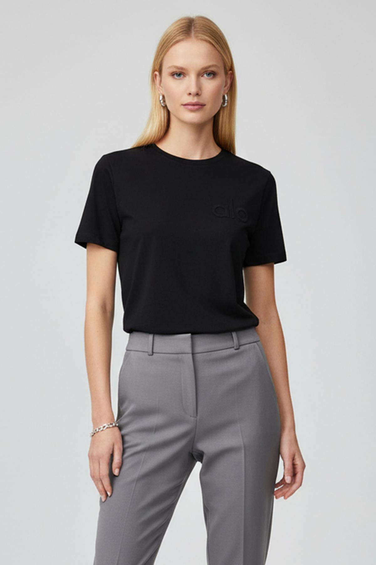 25230 Kabartmalı Tişört Siyah - 1