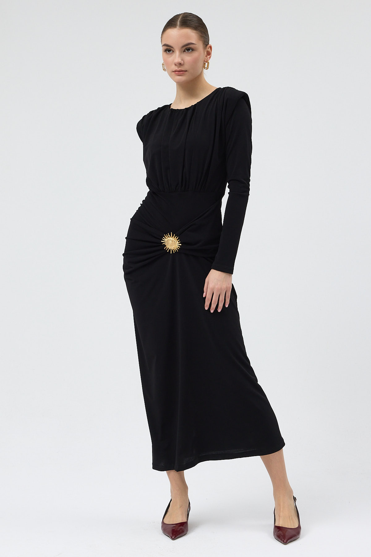 Siyah Güneş Tokalı Büzgülü Uzun Kollu Elbise 252639 - 6