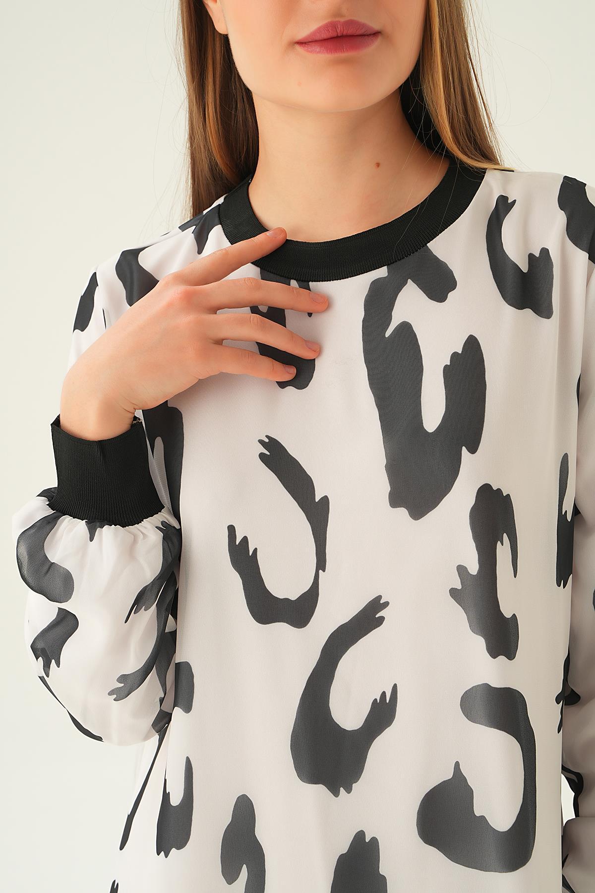 Beyaz Bisiklet Yaka Desenli Elbise 2640 - 2