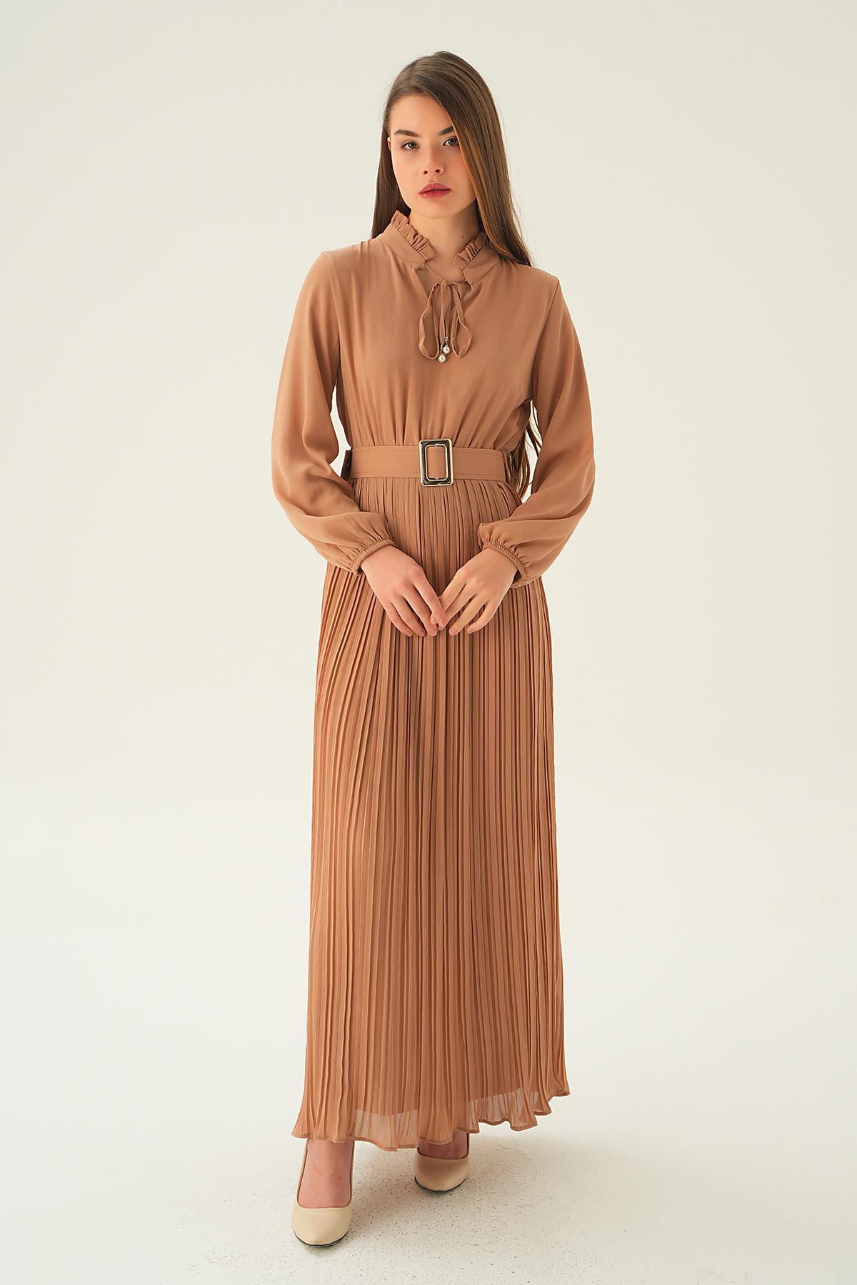 Bej Pliseli Uzun Elbise 2641 - 1