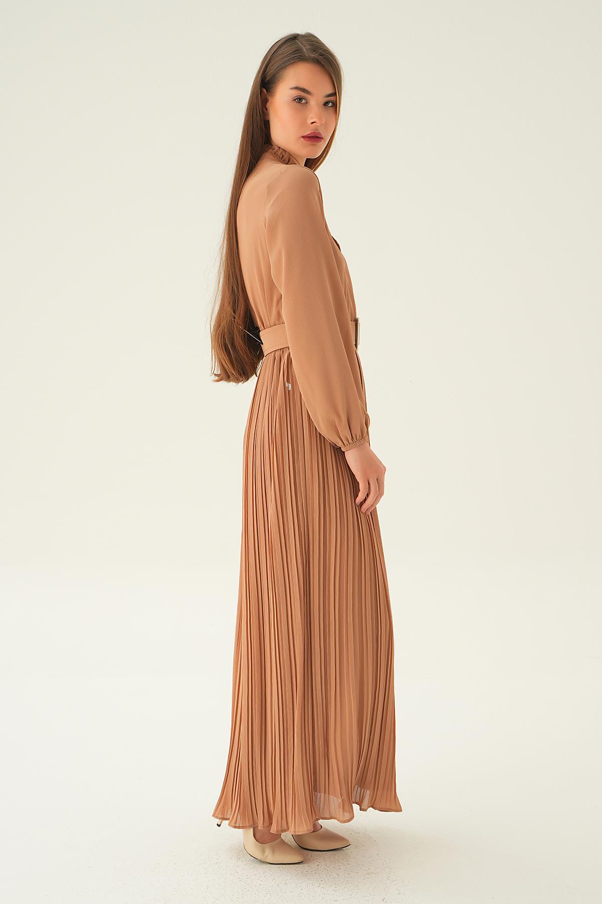 Bej Pliseli Uzun Elbise 2641 - 4