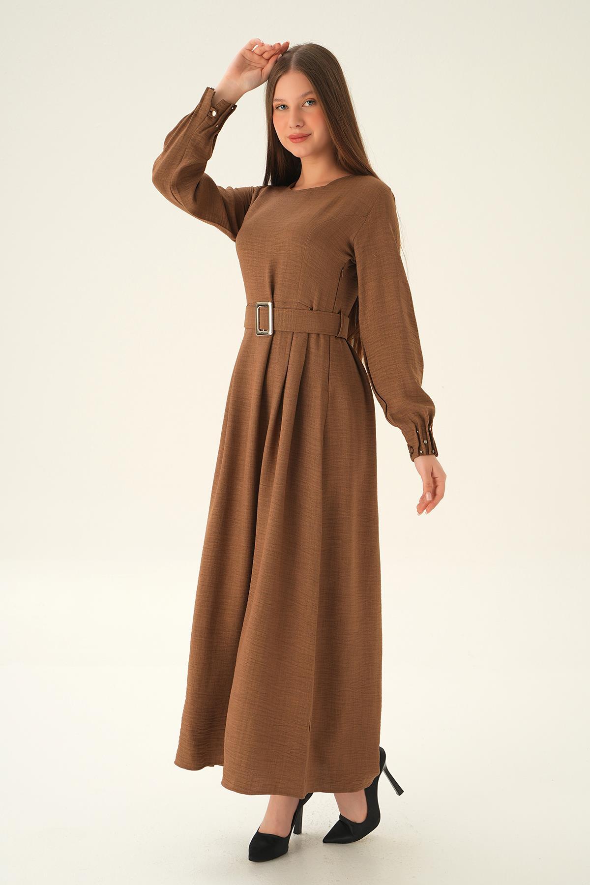 2659 Kol Drape Detay Kemerli Elbise Kahve - 4