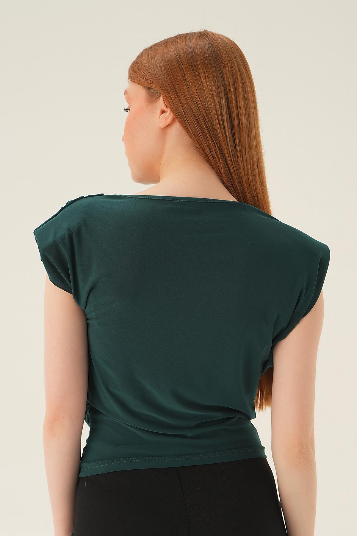 Zümrüt Omuz Vatkalı Bluz 2832 - 3