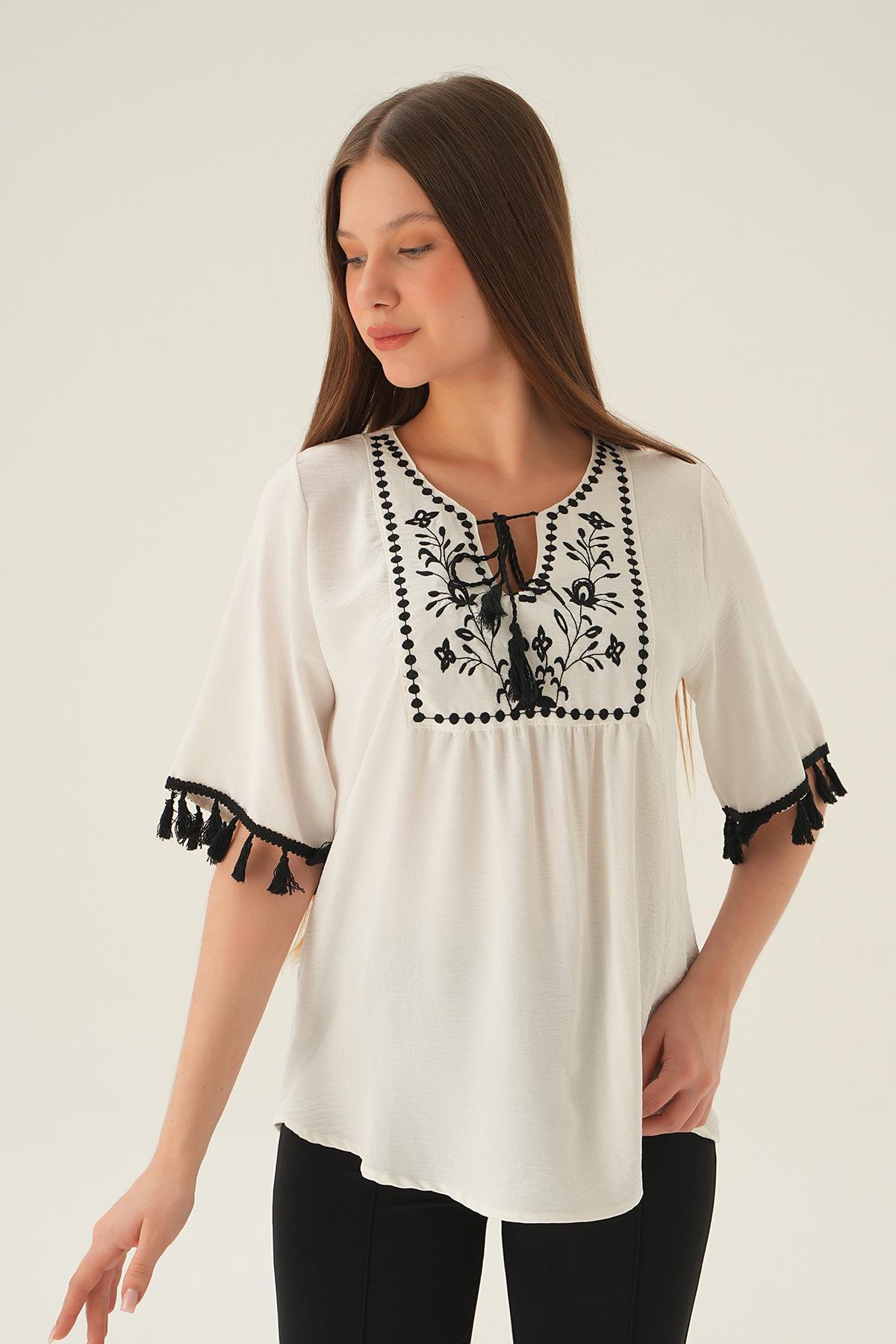 2974 Kol Püskül Detay Bluz Ekru - 2