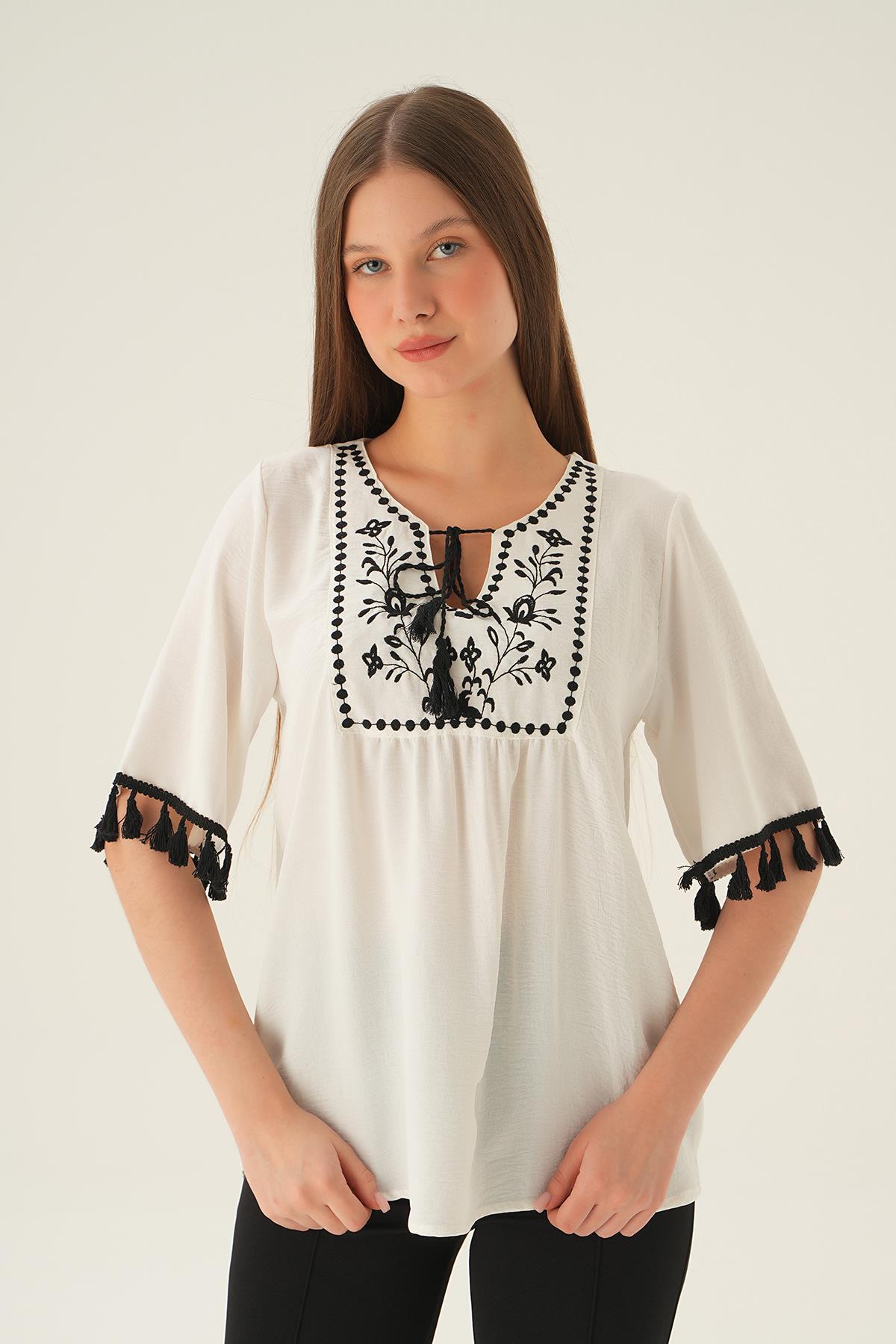 Ekru Kol Püskül Detay Bluz 2974 