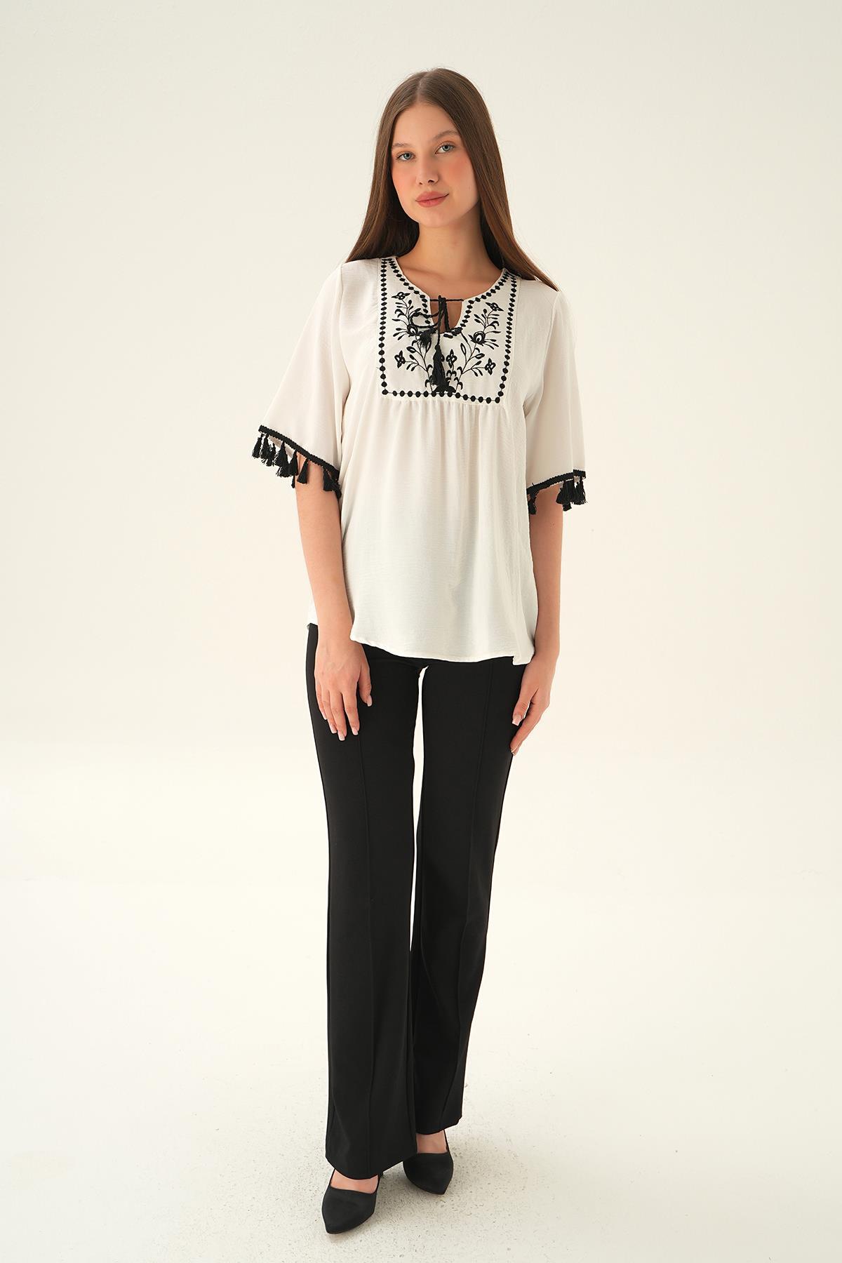 Ekru Kol Püskül Detay Bluz 2974 - 6