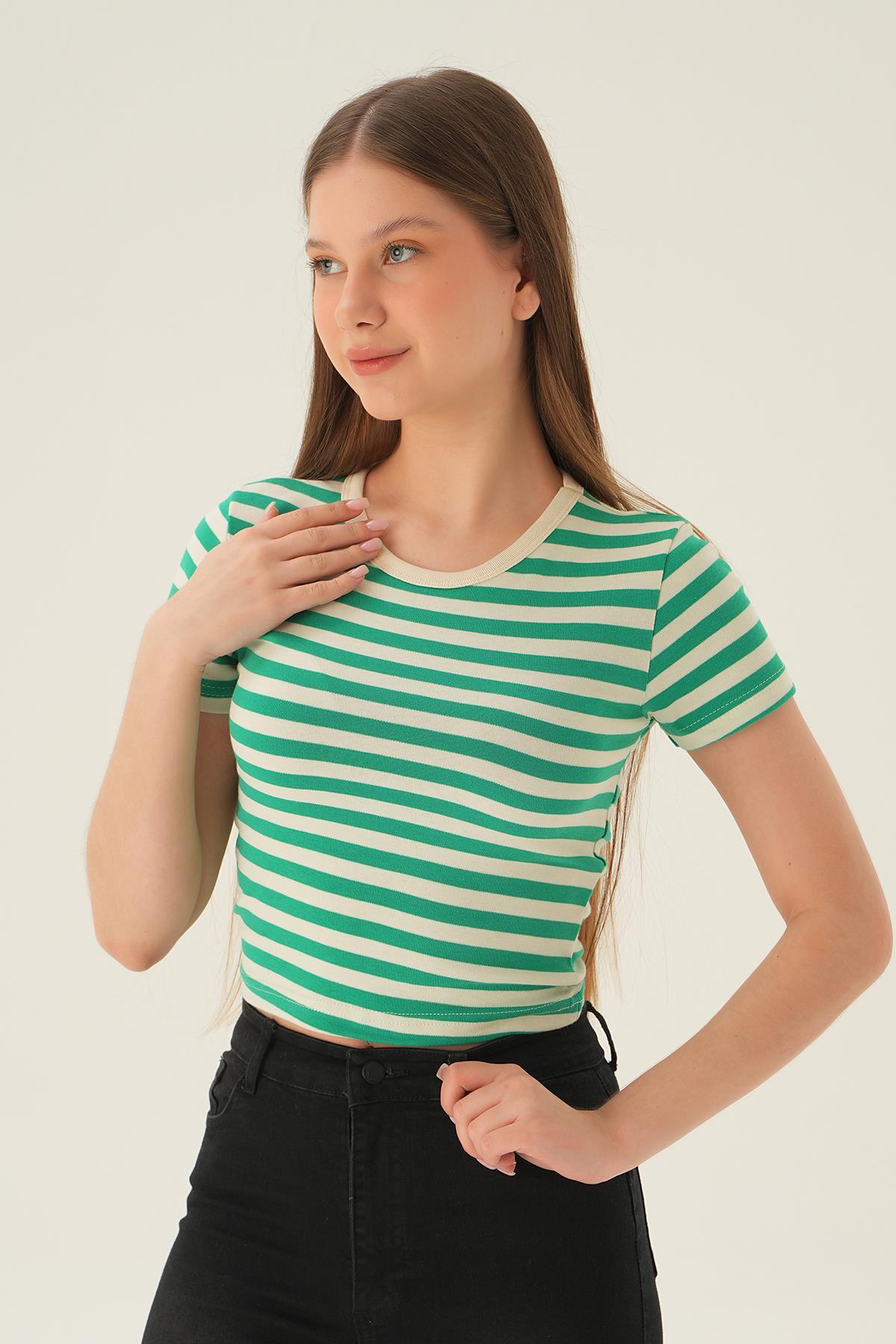 Yeşil Çizgili Kısa Tişört 3001 - 6