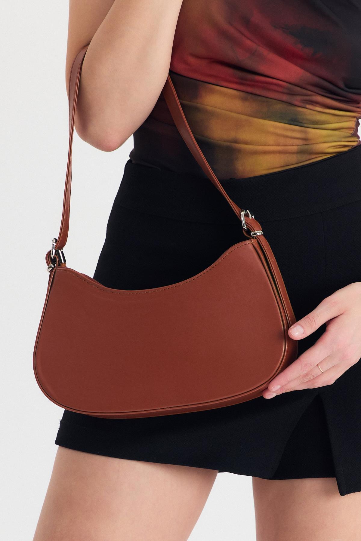 Taba Oval Baget Çanta 3001 - 3