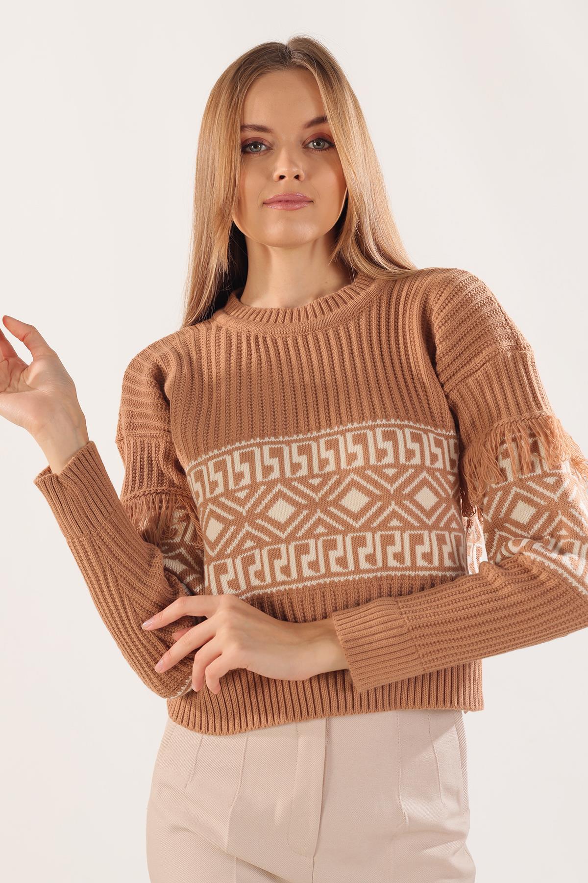 3002 Kol Püskül Detay Desenli Kazak Bisküvi - 1