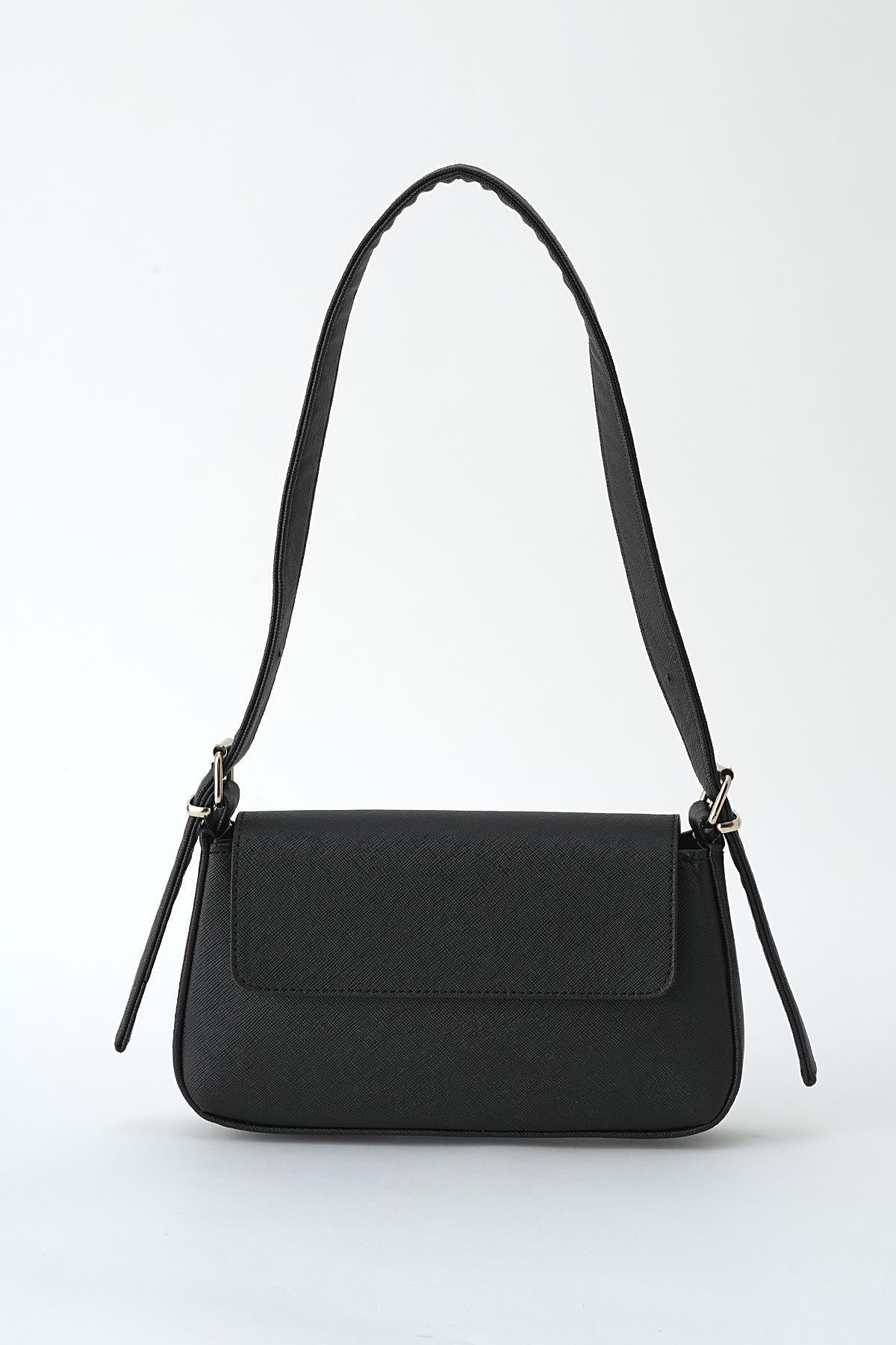 Siyah Kapak Detay Omuz Çantası 3005 - 3