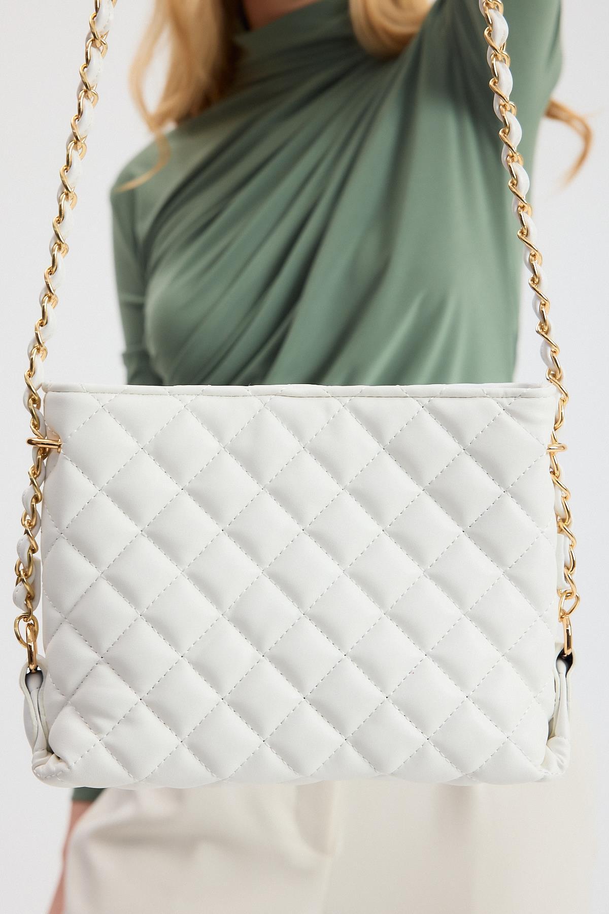 Beyaz Kapitone Omuz Çantası 3008 - 7