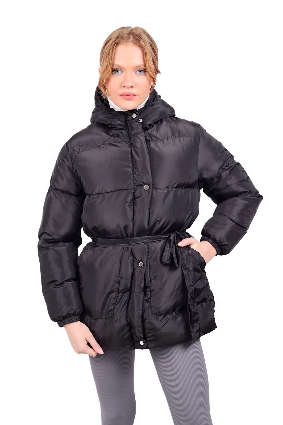 Siyah Beli Bağlamalı Şişme Mont 3015 - 3