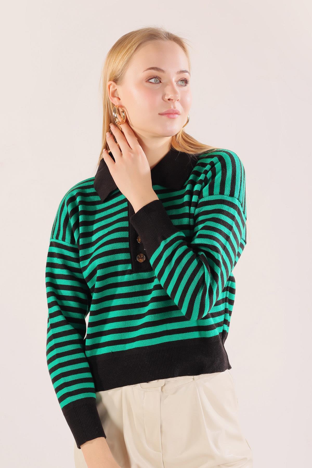 Siyah-Benetton Gömlek Yaka Düğmeli Kazak 3016 - 3