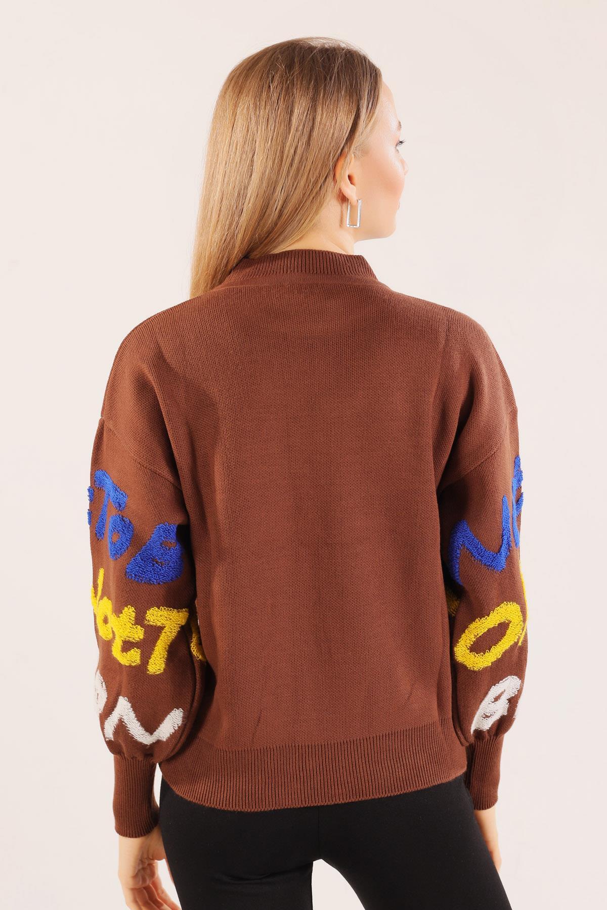 3017 Yazı Baskılı Kazak Kahve - 5