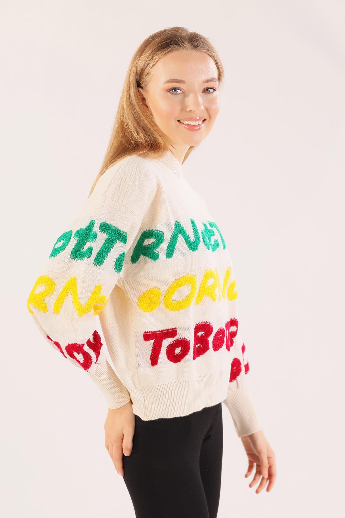 Krem Yazı Baskılı Kazak 3017 - 6