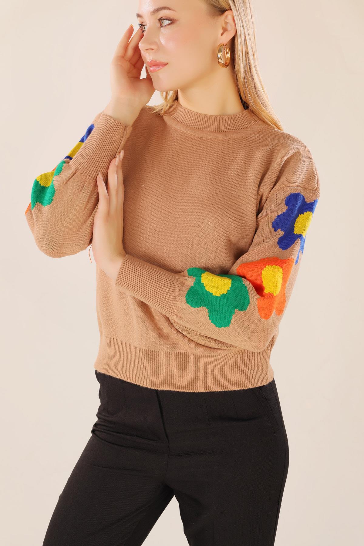 3018 Kol Çiçek Desen Kazak Bisküvi - 4