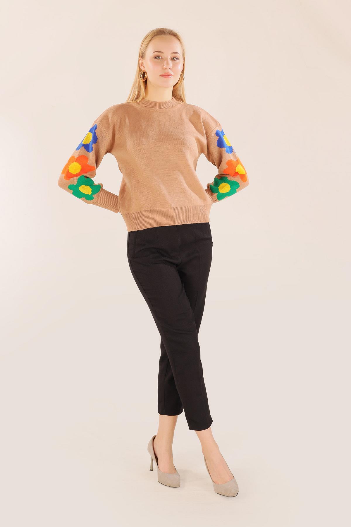 Bisküvi Kol Çiçek Desen Kazak 3018 - 8