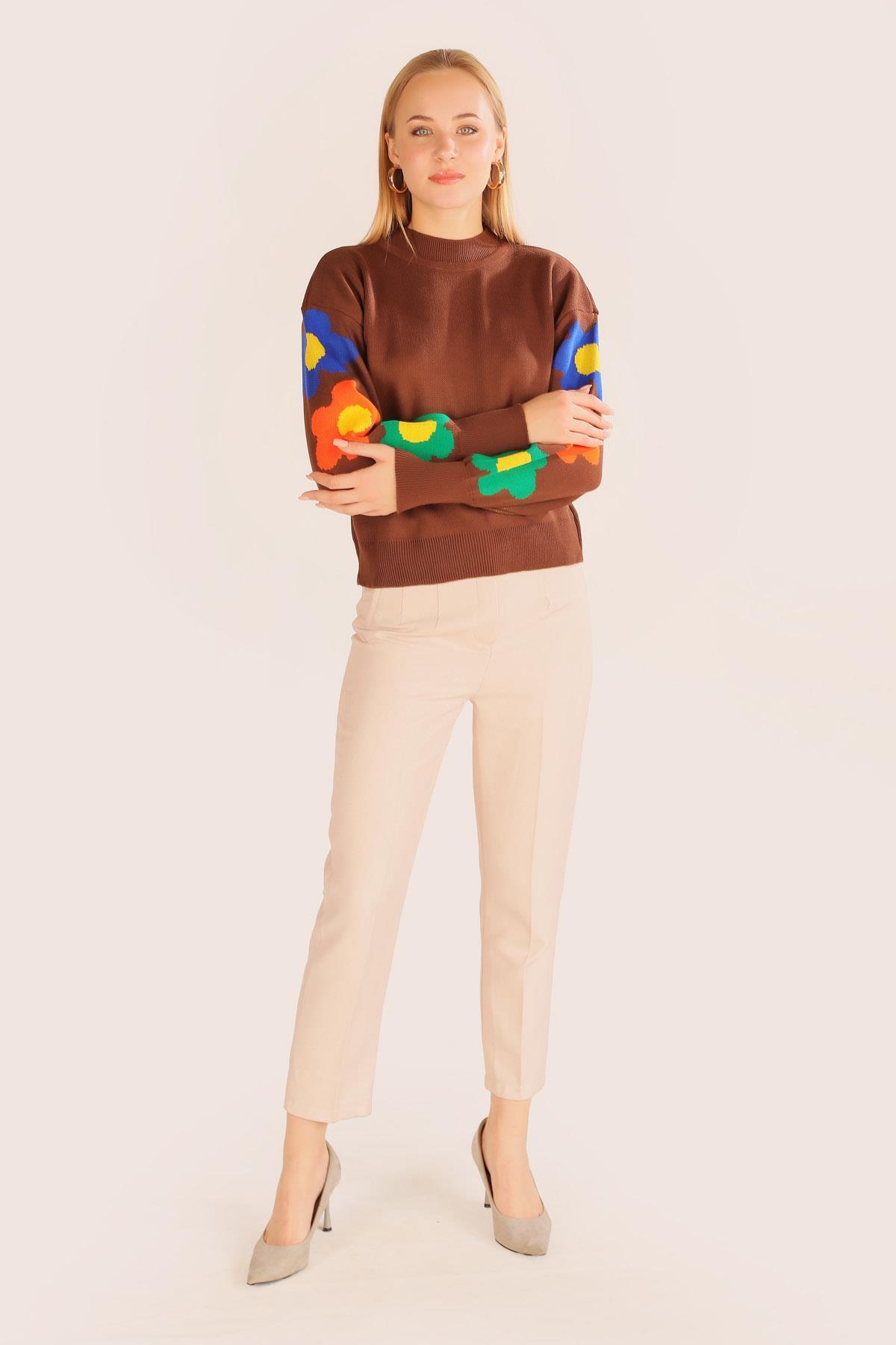 Kahve Kol Çiçek Desen Kazak 3018 - 2