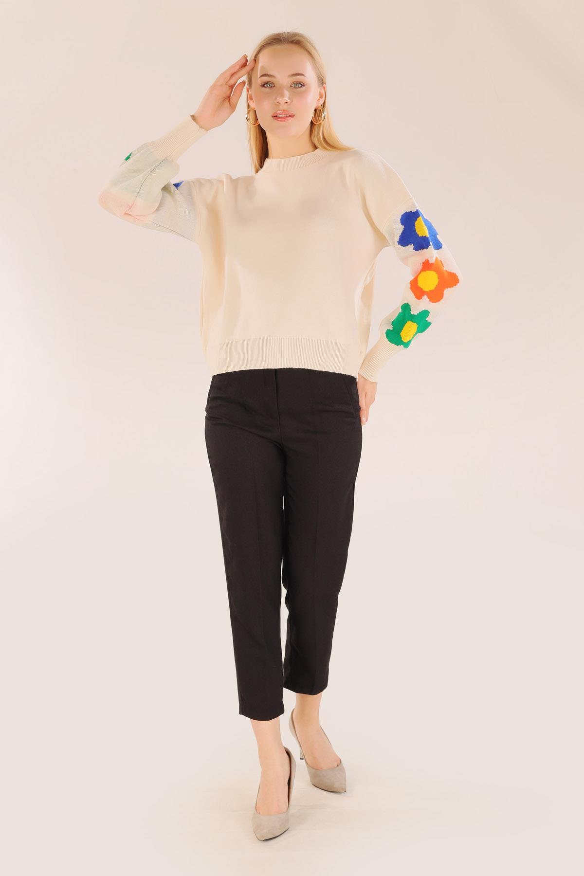 Krem Kol Çiçek Desen Kazak 3018 - 5