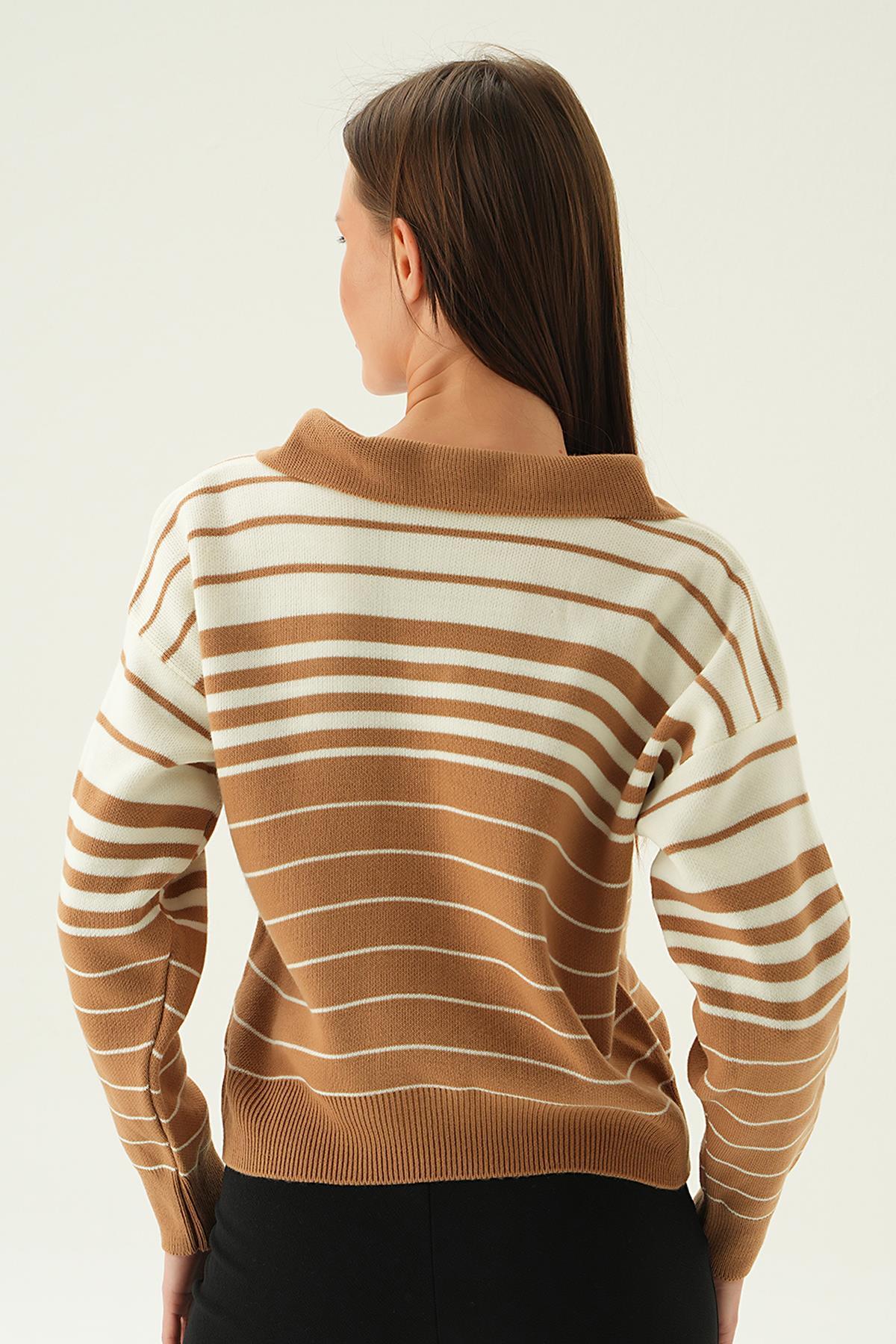 3020 Polo Yaka Çizgili Kazak Bisküvi - 5