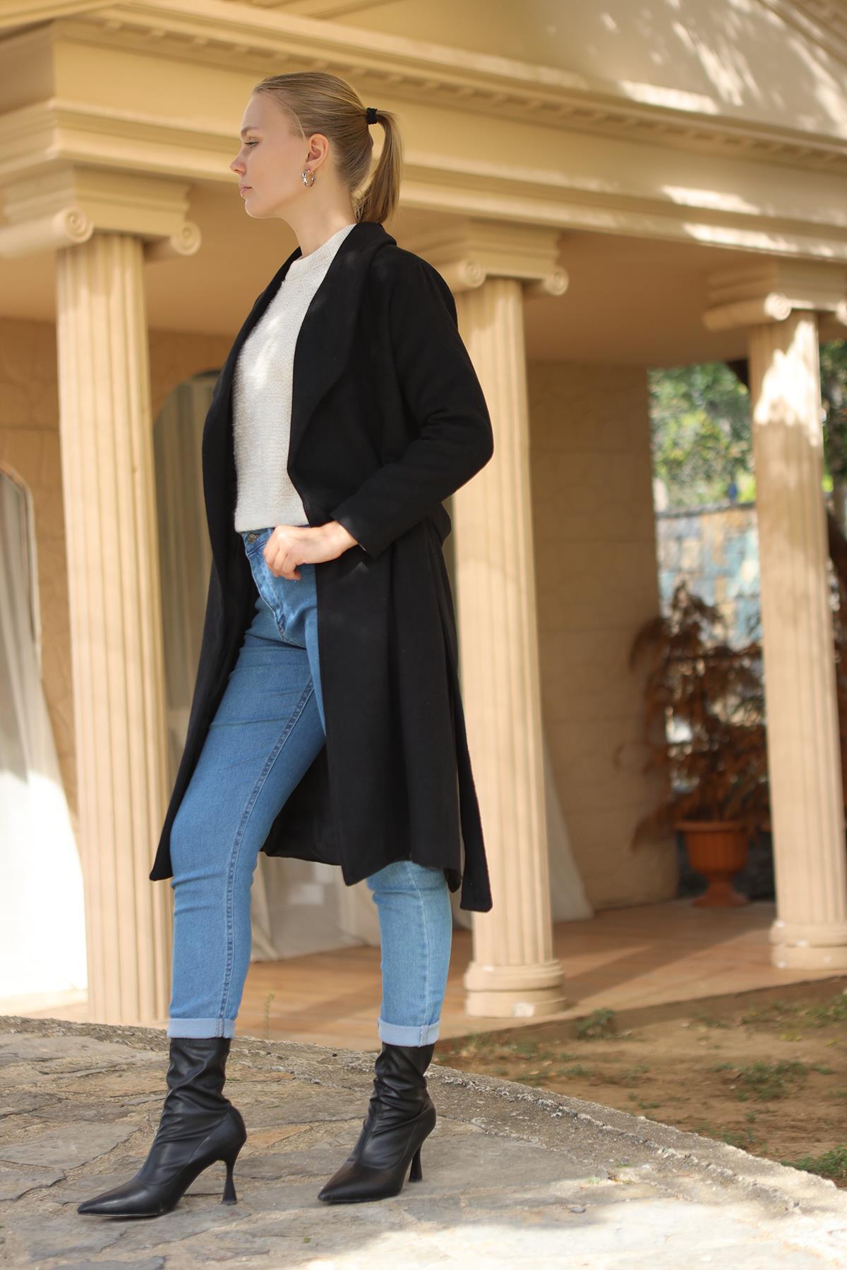 3023A Geniş Spor Yaka Kaban Siyah - 3