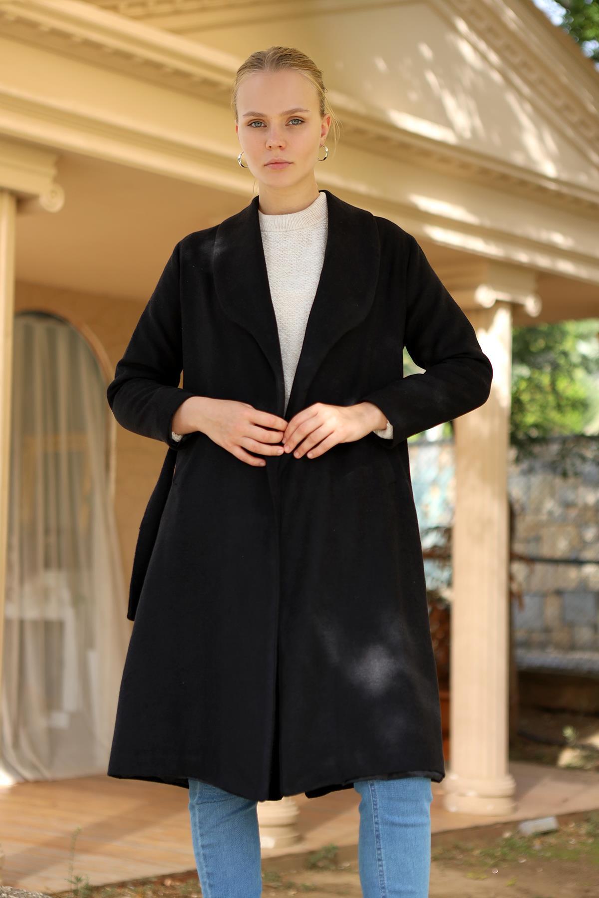 Siyah Geniş Spor Yaka Kaban 3023A - 1