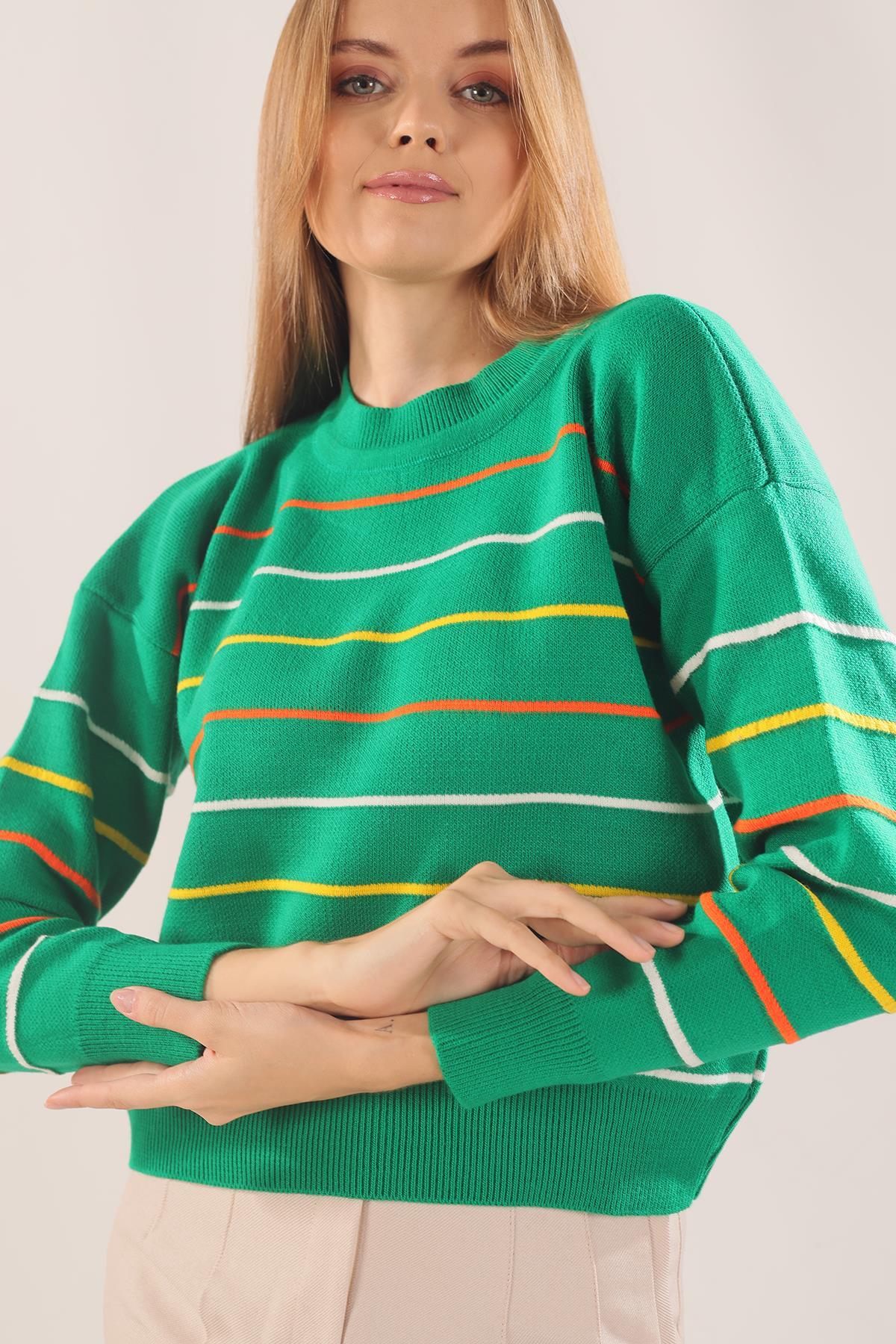 Benetton Yeşili Renkli Çizgili Kazak 3024 - 2