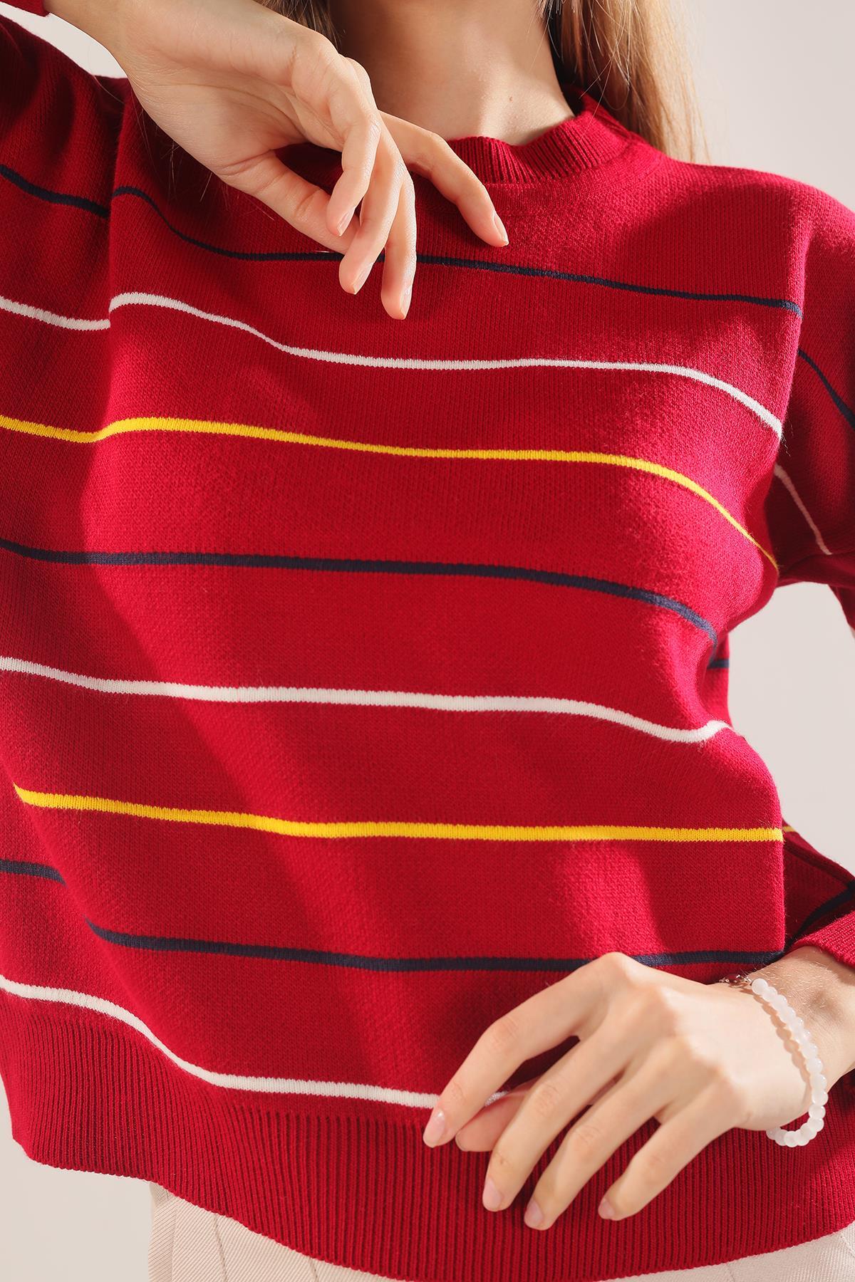 Kırmızı Renkli Çizgili Kazak 3024 - 2