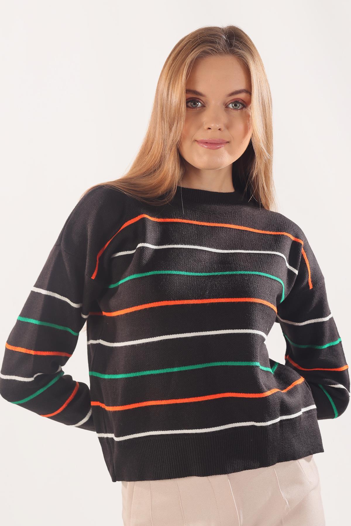 3024 Renkli Çizgili Kazak Siyah - 3