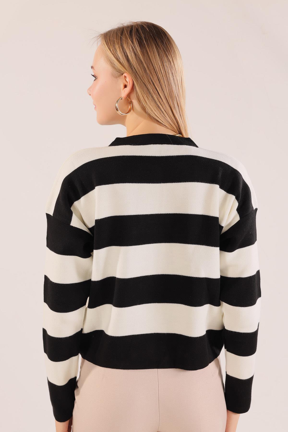 Siyah Düğmeli Çizgili Hırka 3025 - 6