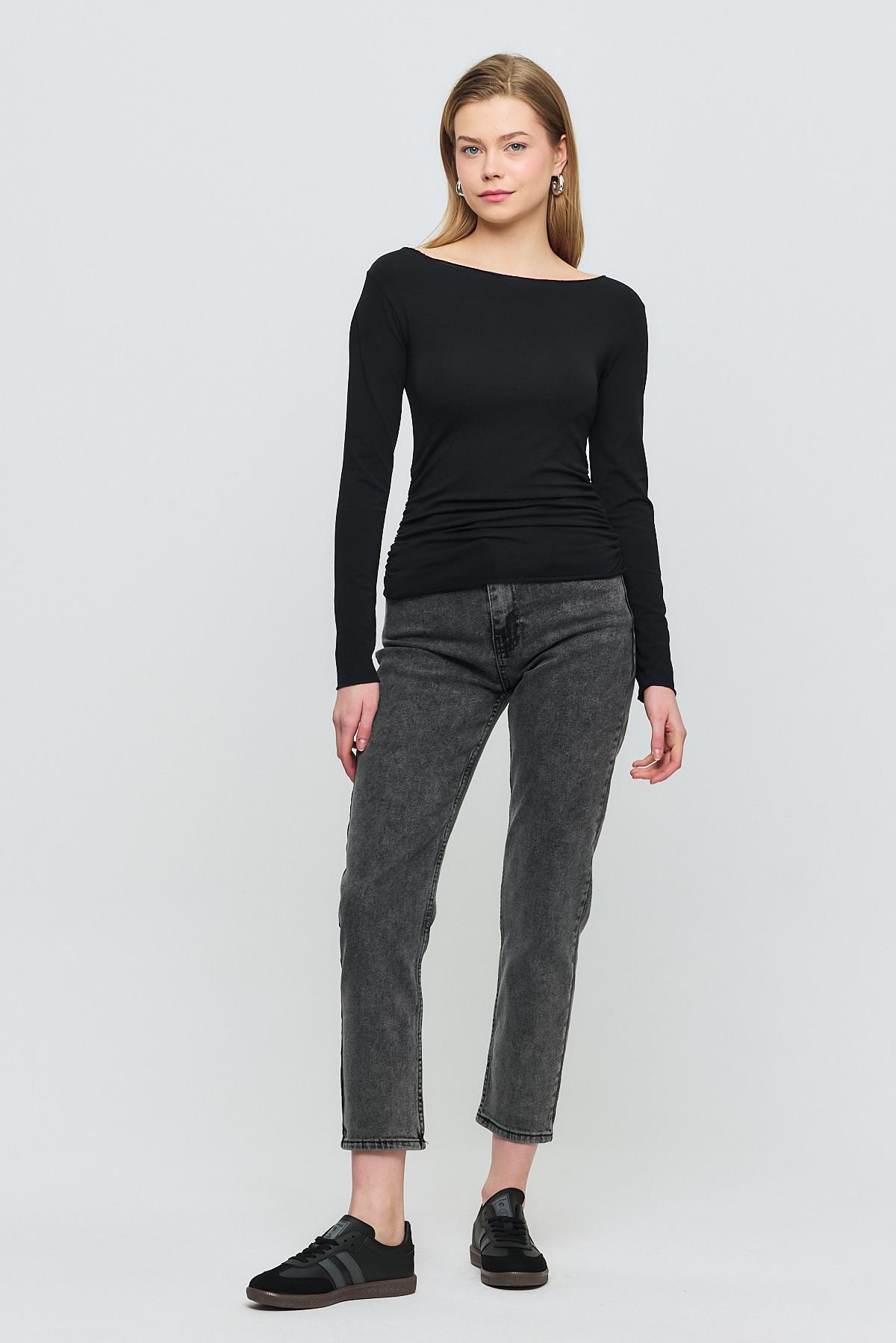 Siyah Yanları Büzgülü Bluz 3027 - 2