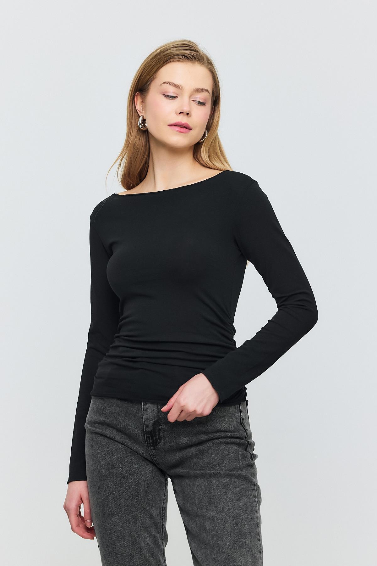 Siyah Yanları Büzgülü Bluz 3027 - 7