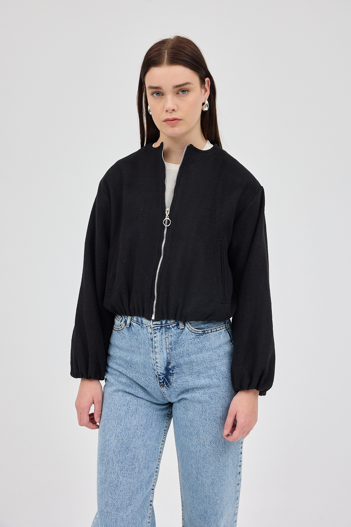 Siyah Balon Kol Fermuarlı Astarlı Kısa Kadın Ceket 3053A - 1