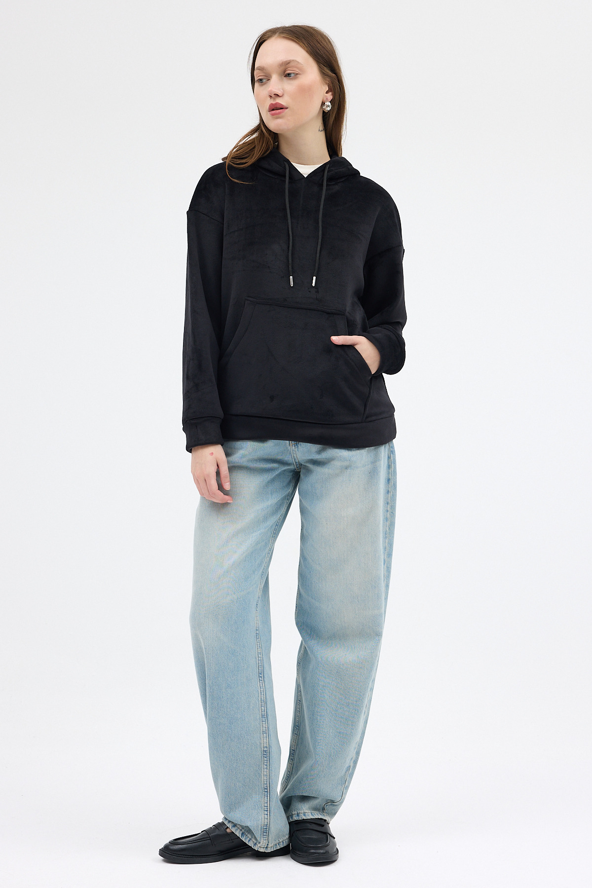Siyah Kadın Peluş Kanguru Cepli Kapüşonlu Sweatshirt 3061A - 3
