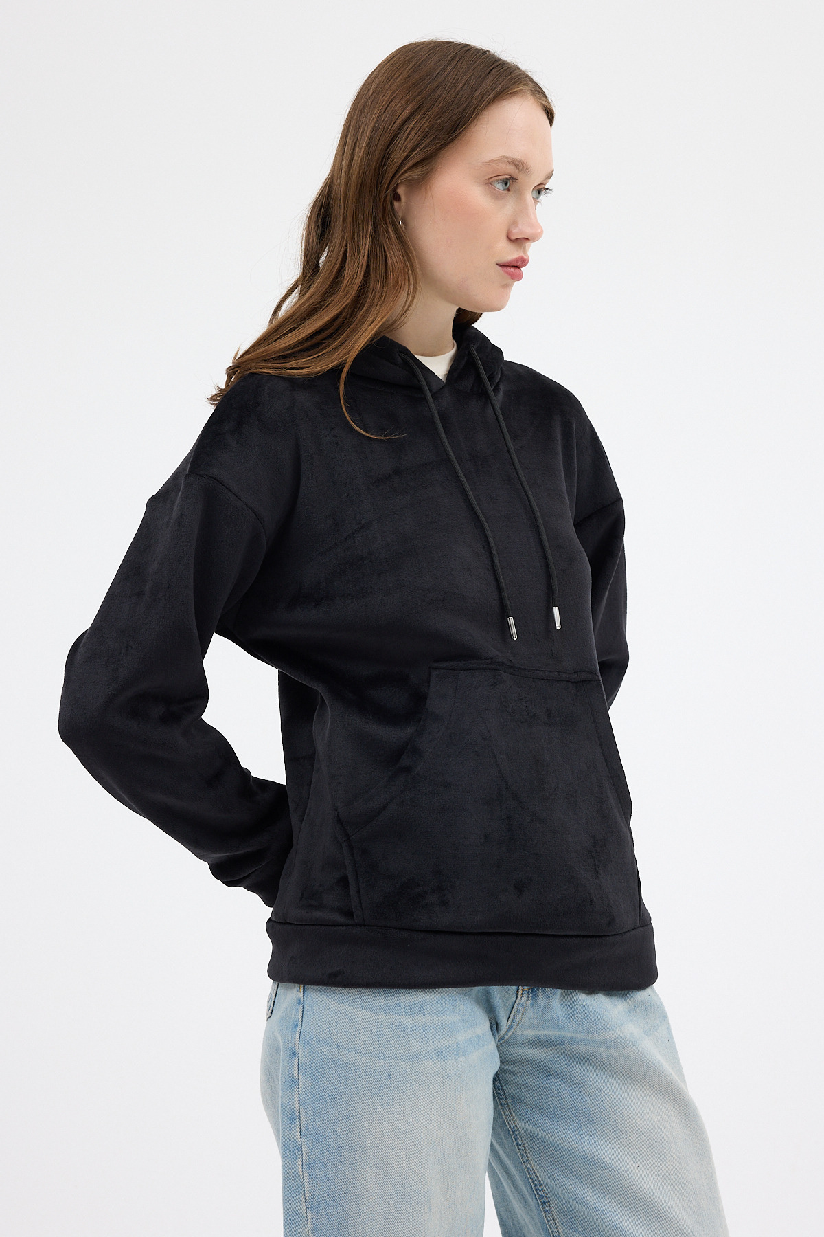 Siyah Kadın Peluş Kanguru Cepli Kapüşonlu Sweatshirt 3061A - 2