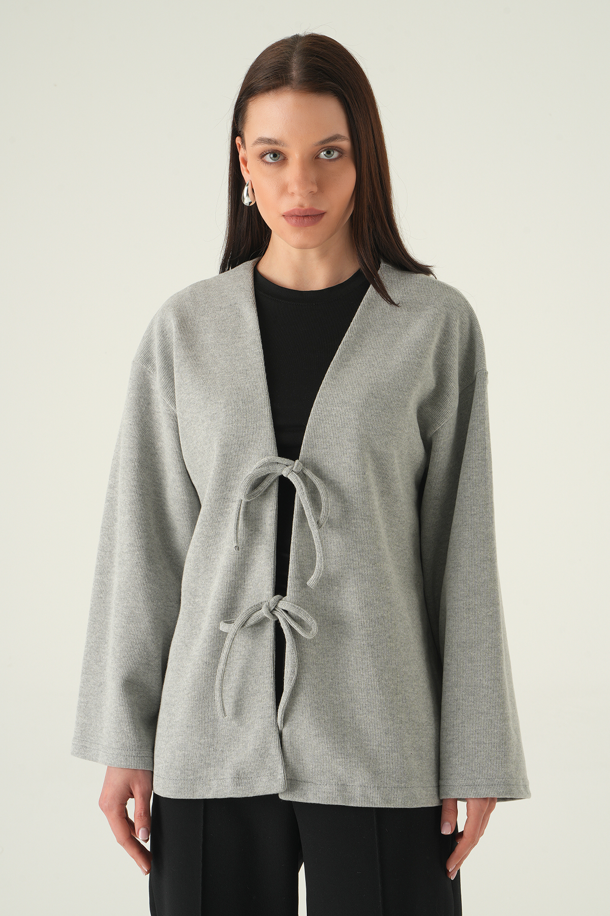 3072A Ön Bağlamalı Uzun Kimono Gri - RAYS (1)