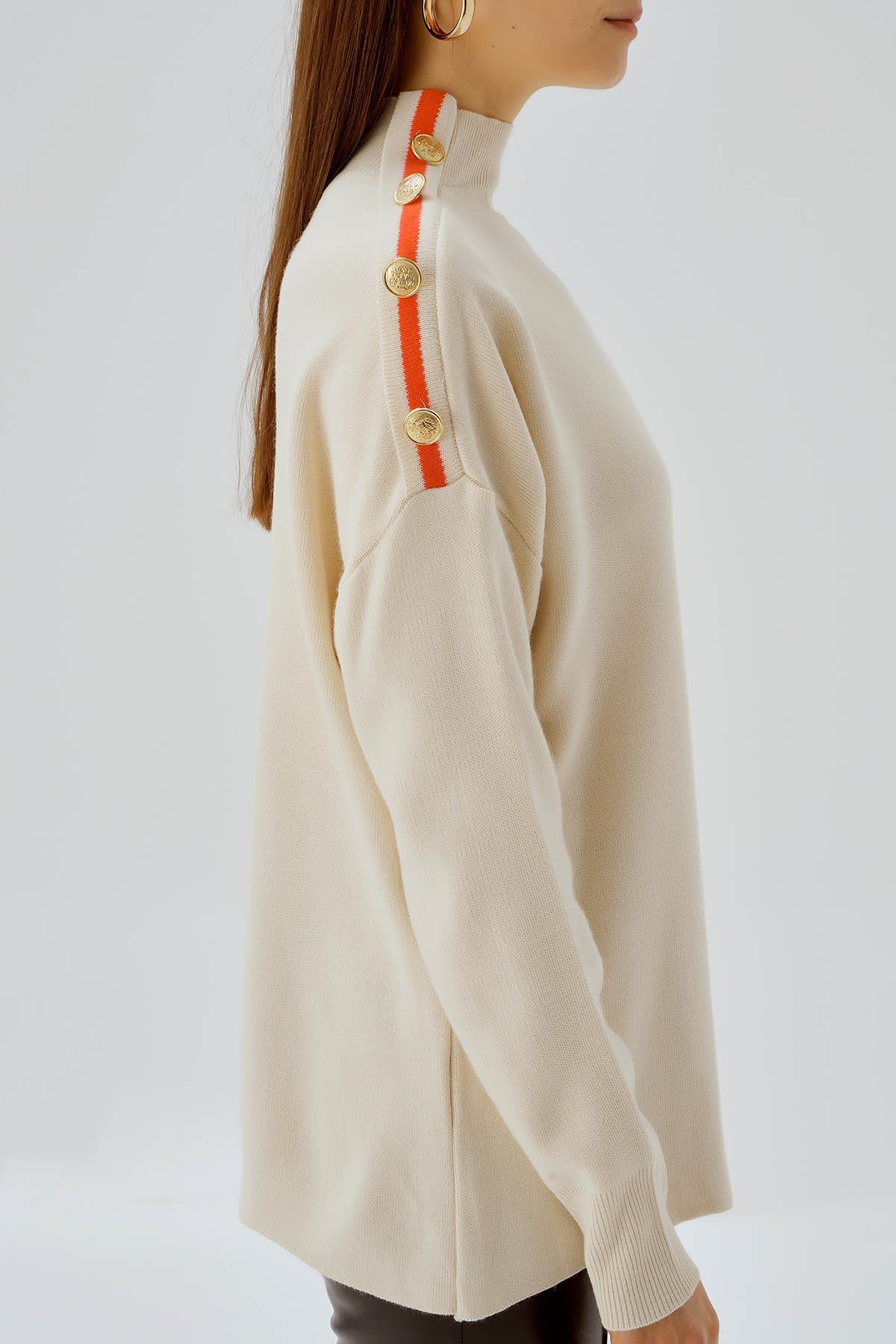 Ekru Omuz Şerit Detay Düğmeli Kazak 3075 - 6